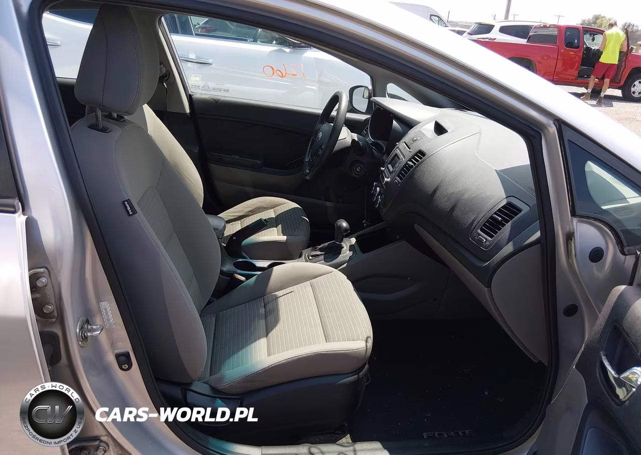 2015 Kia Forte Lx VIN:KNAFX4A63F5313505 - 5