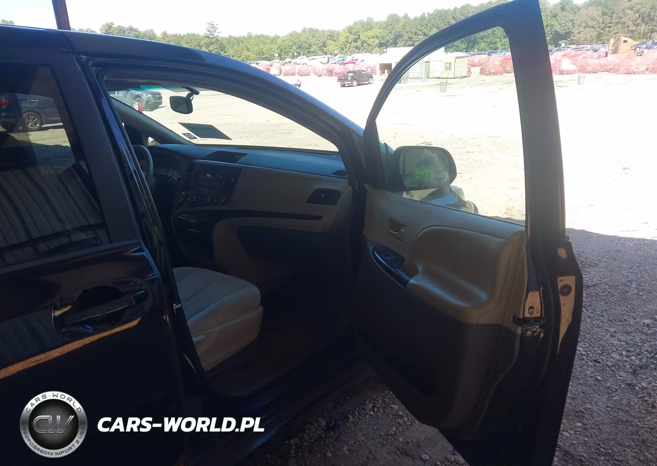 2011 Toyota Sienna Le V6 VIN:5TDKK3DC8BS172589 - 5