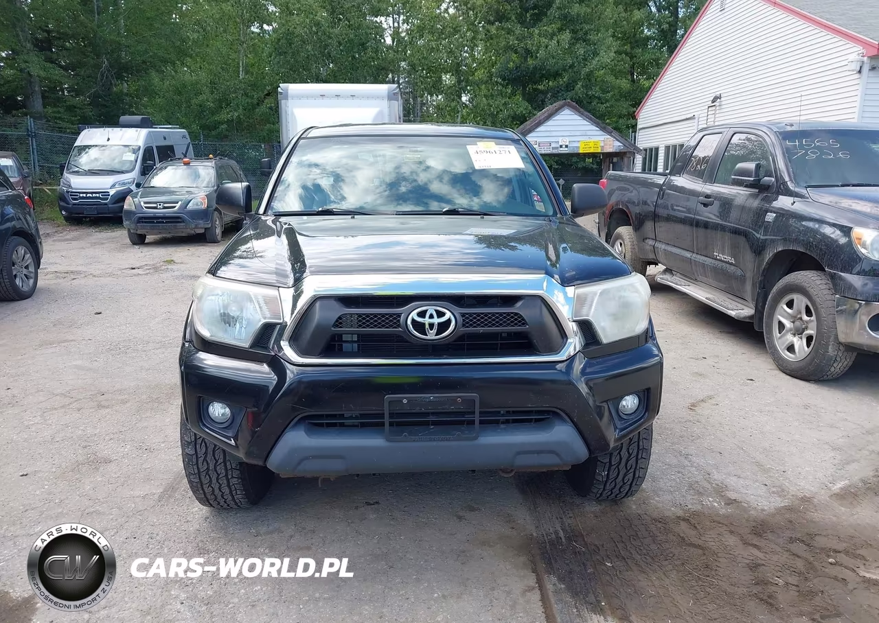 2013 Toyota Tacoma Double Cab VIN:3TMLU4EN8DM106132 - 12