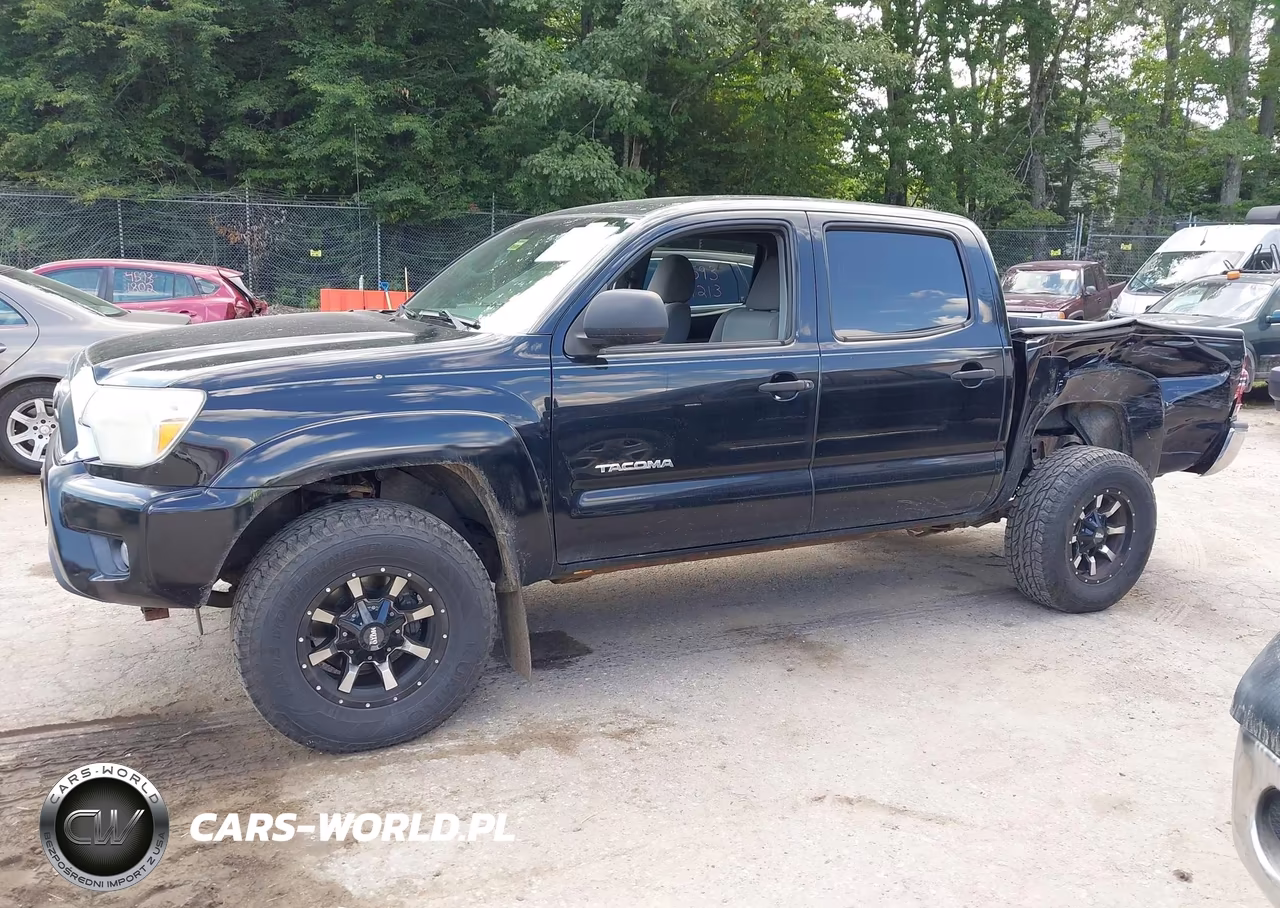 2013 Toyota Tacoma Double Cab VIN:3TMLU4EN8DM106132 - 14