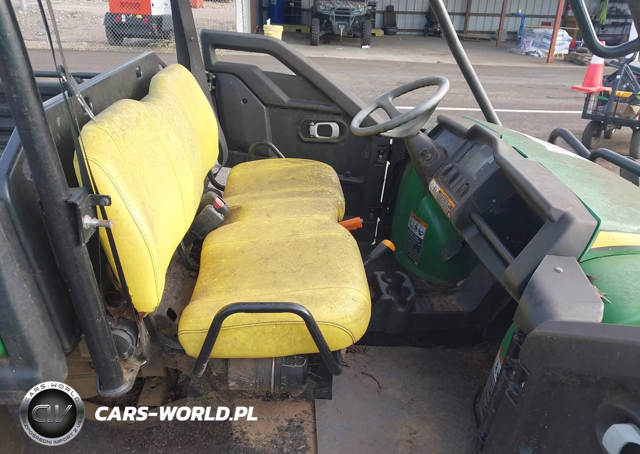 2014 John Deere 812Cc VIN:M0825GEPFM1000001 - 5