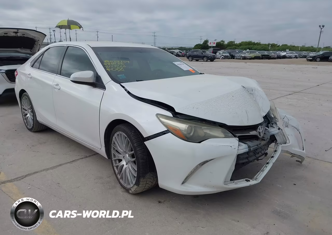 2015 Toyota Camry Xse – zdjęcie 1 z 16