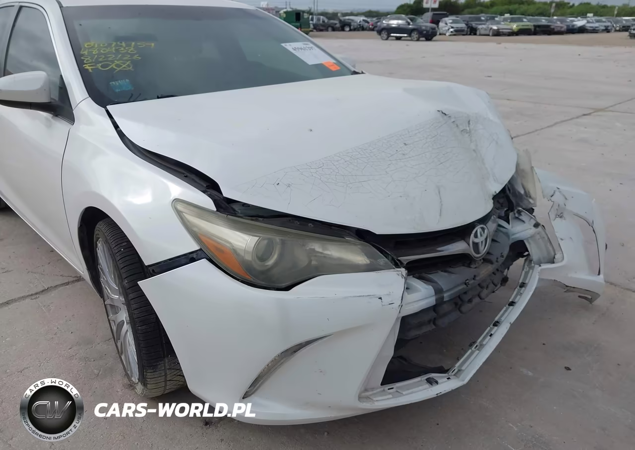 2015 Toyota Camry Xse VIN:4T1BF1FK1FU480438 - 16