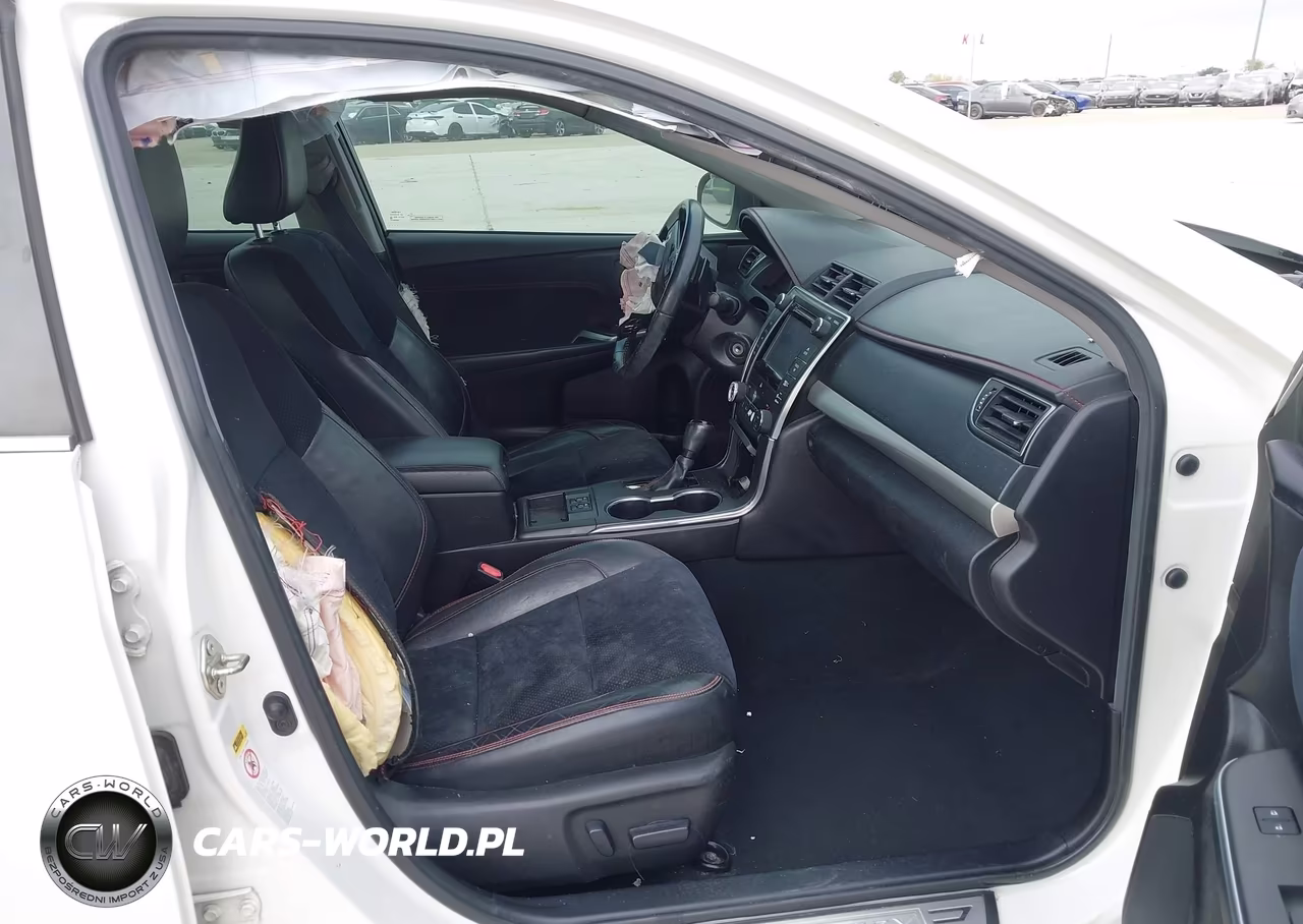 2015 Toyota Camry Xse VIN:4T1BF1FK1FU480438 - 5