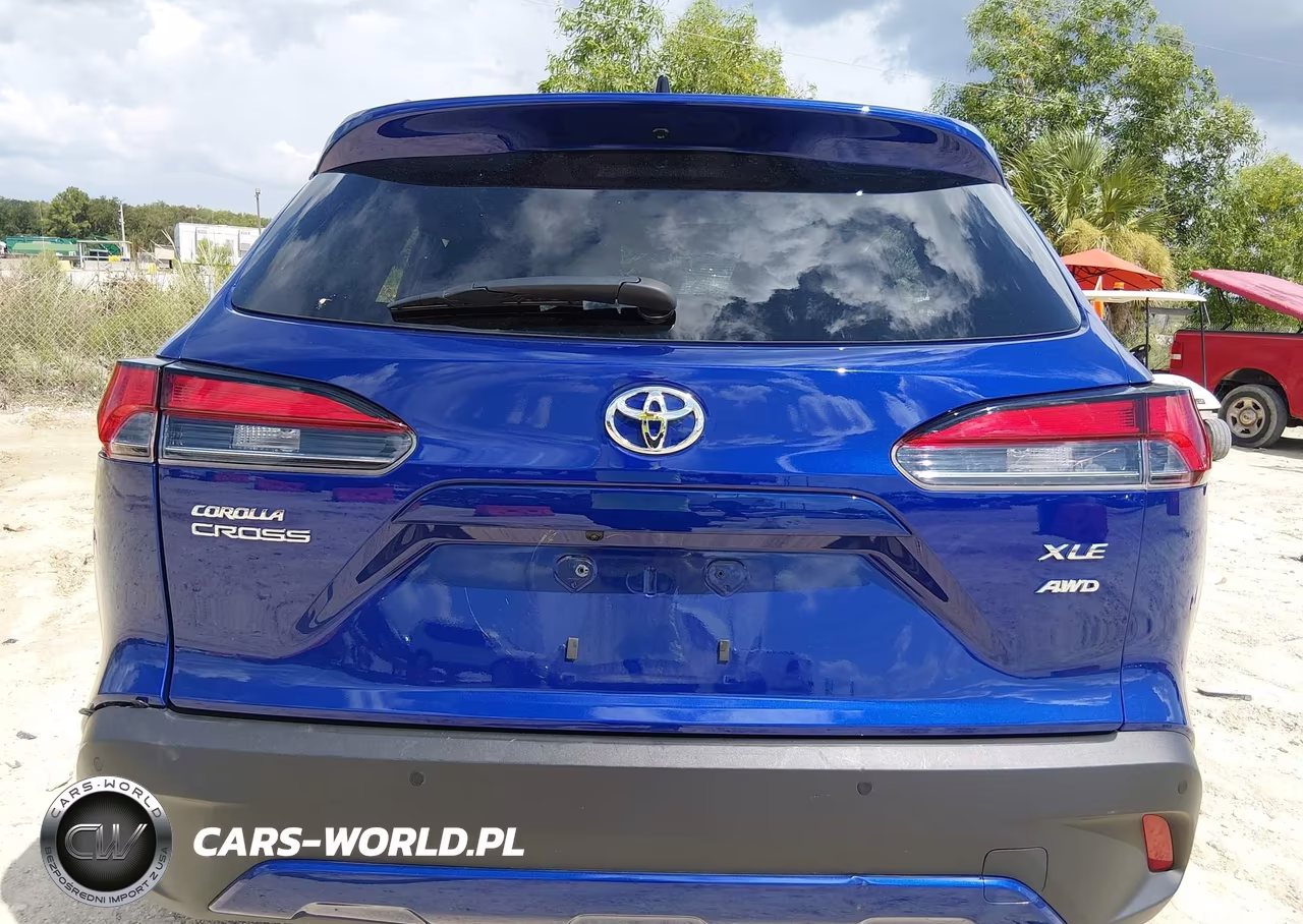 2025 Toyota Corolla Cross Xle VIN:7MUDAABG9SV139001 - 16