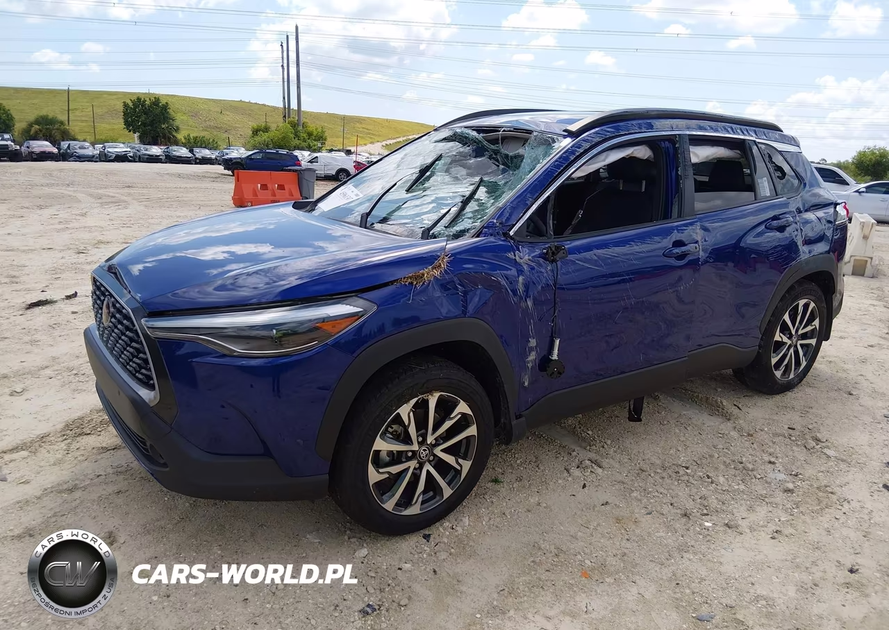 2025 Toyota Corolla Cross Xle VIN:7MUDAABG9SV139001 - 2