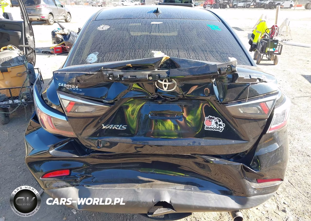 2019 Toyota Yaris Le VIN:3MYDLBYV9KY513830 - 6