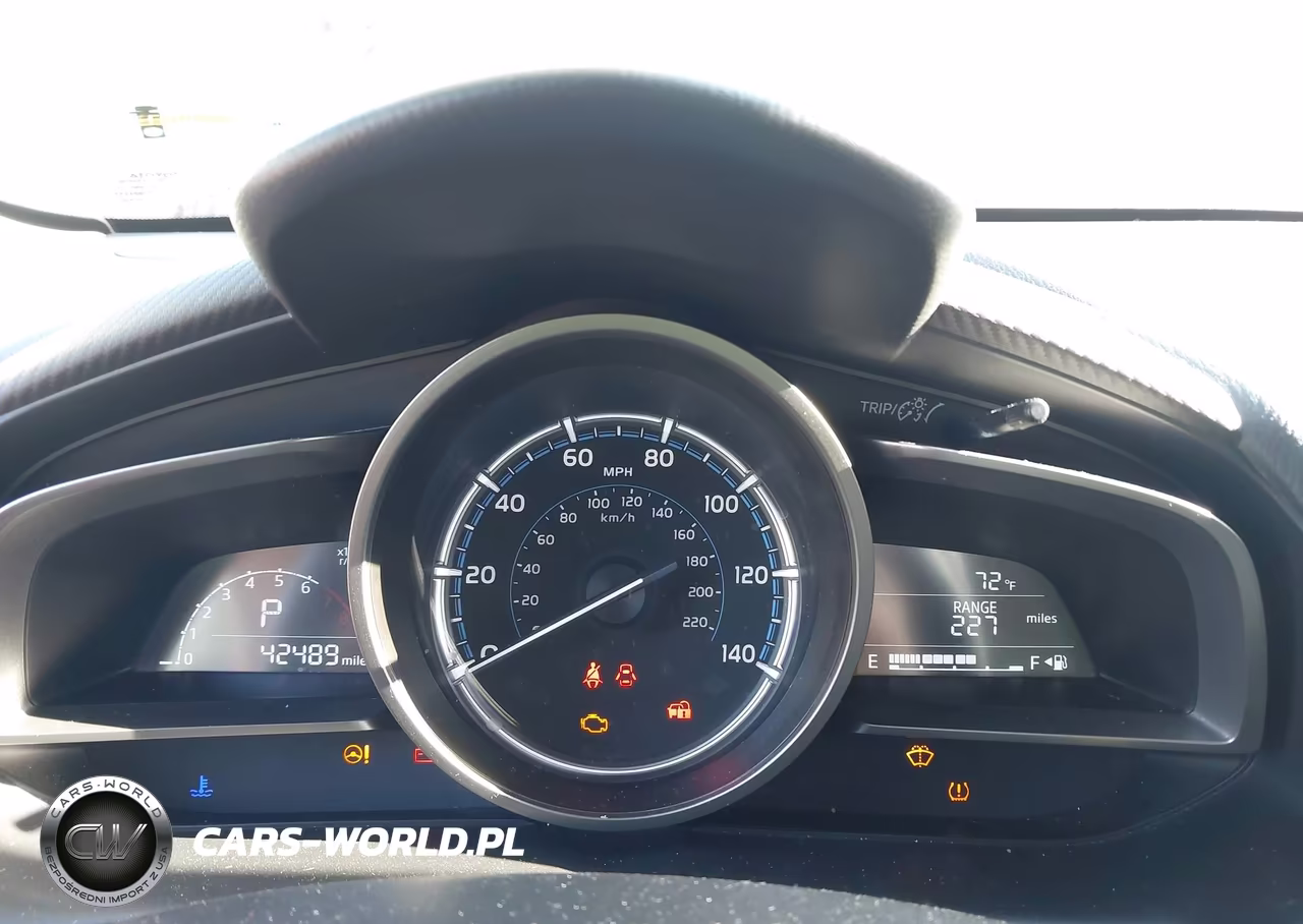 2019 Toyota Yaris Le VIN:3MYDLBYV9KY513830 - 7