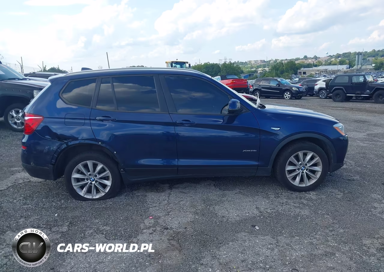 2017 BMW X3 xDrive28I VIN:5UXWX9C56H0T14831 - 13