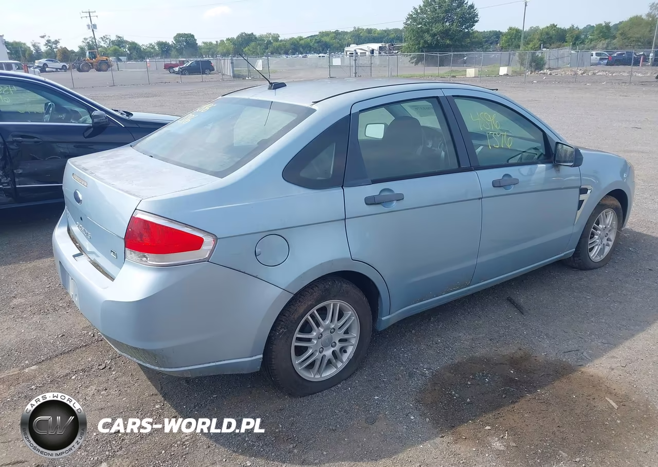 2008 Ford Focus Se-Ses VIN:1FAHP35N58W296054 - 4