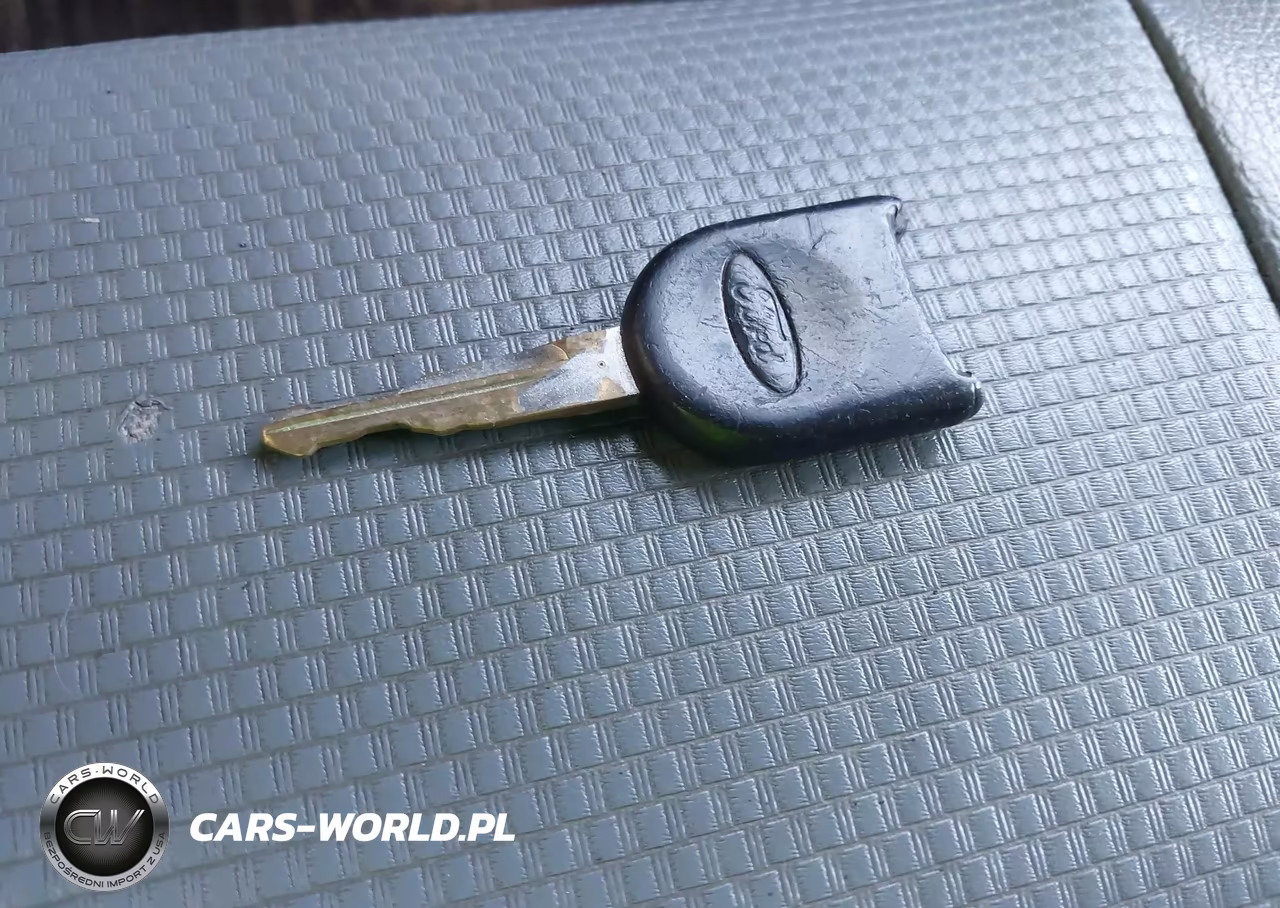 2012 Ford F-150 Xl VIN:1FTMF1CM6CKD31890 - 11