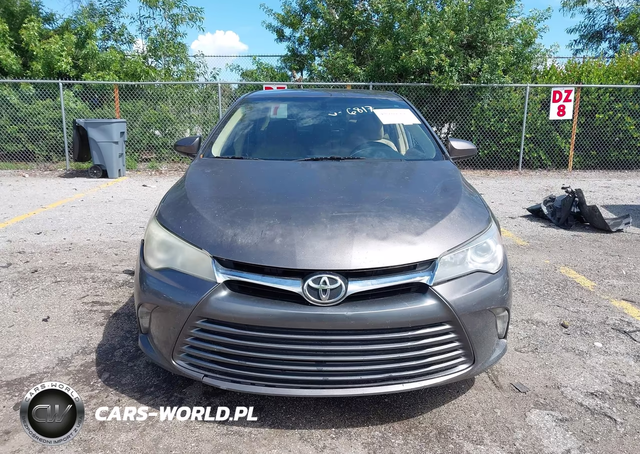 2015 Toyota Camry Le VIN:4T1BF1FK6FU096817 - 13