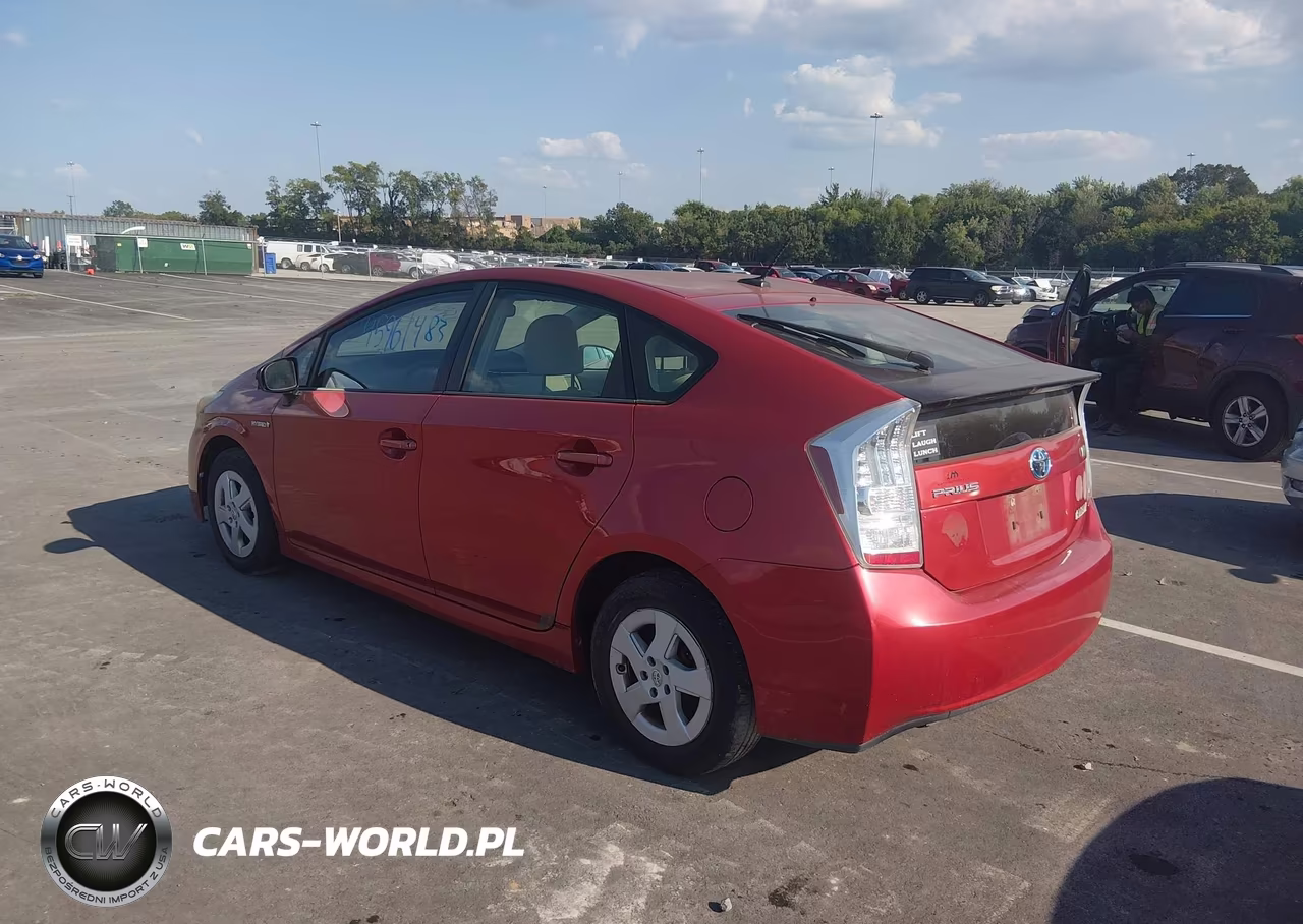 2011 Toyota Prius Two VIN:JTDKN3DU8B0247472 - 13