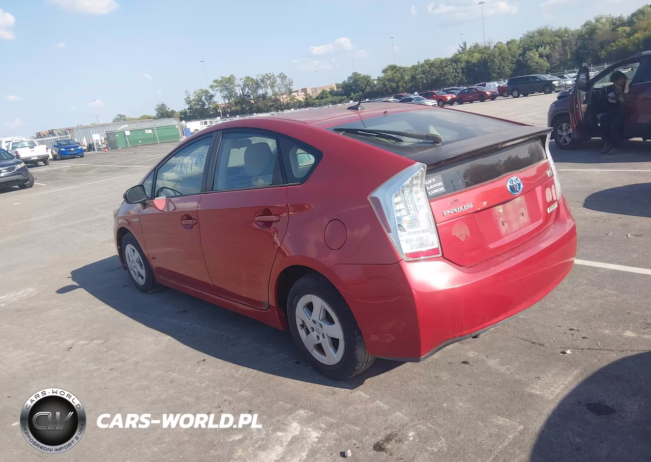 2011 Toyota Prius Two VIN:JTDKN3DU8B0247472 - 3