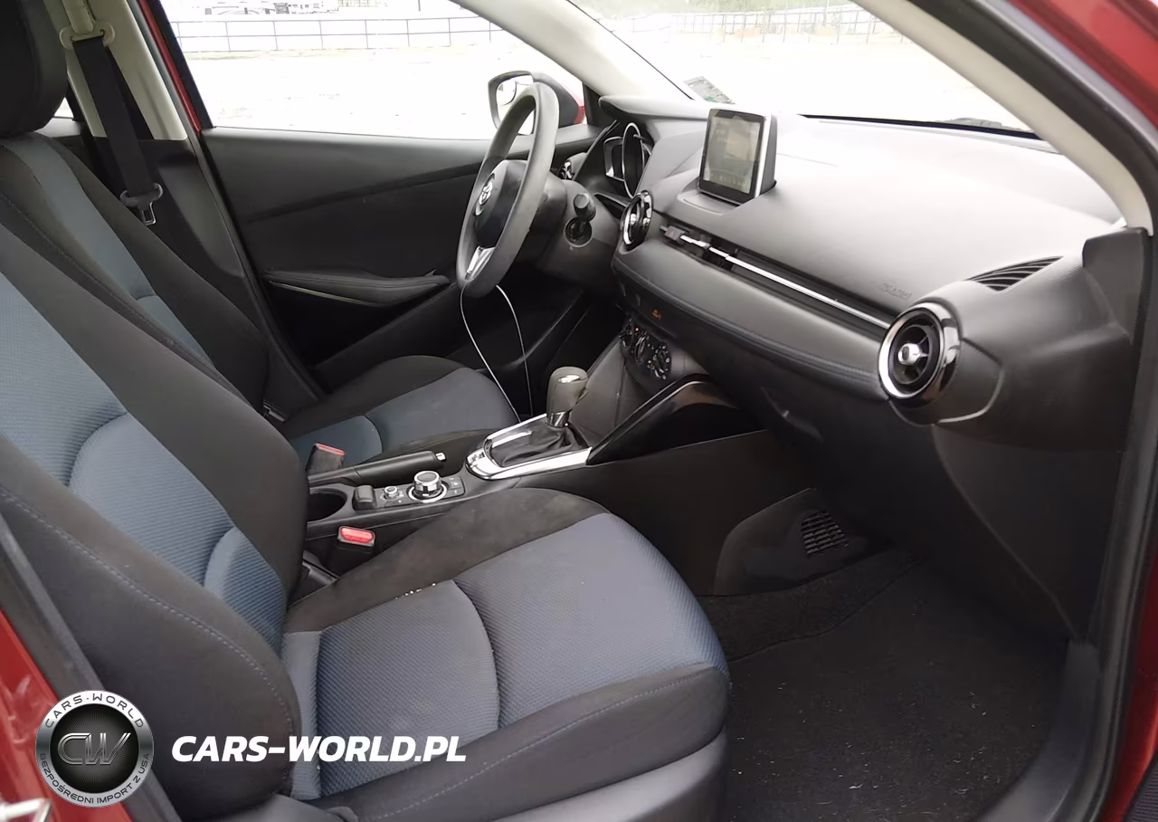 2018 Toyota Yaris Ia VIN:3MYDLBYV8JY322706 - 5