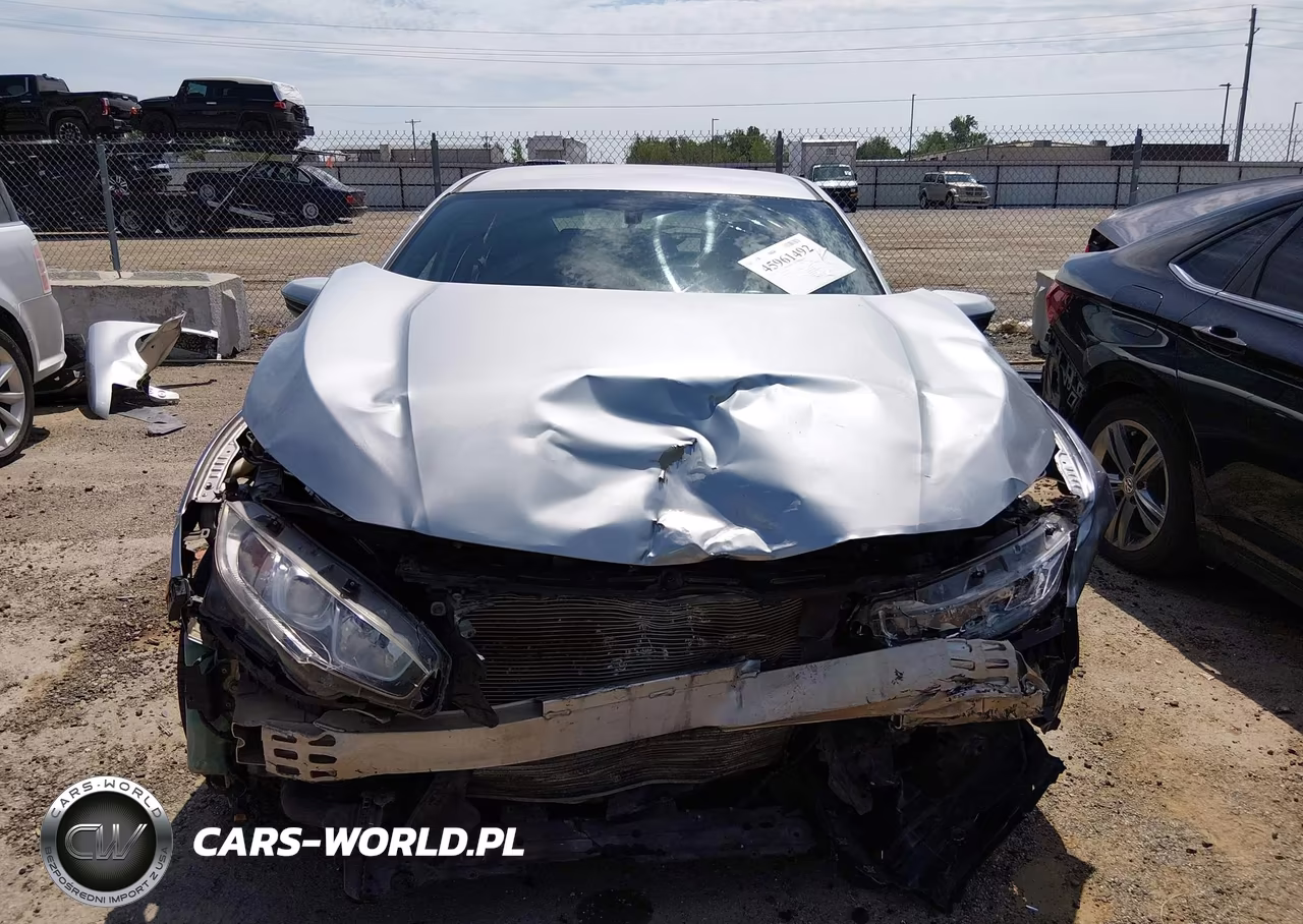 2018 Honda Civic Sport VIN:SHHFK7H48JU203837 - 13