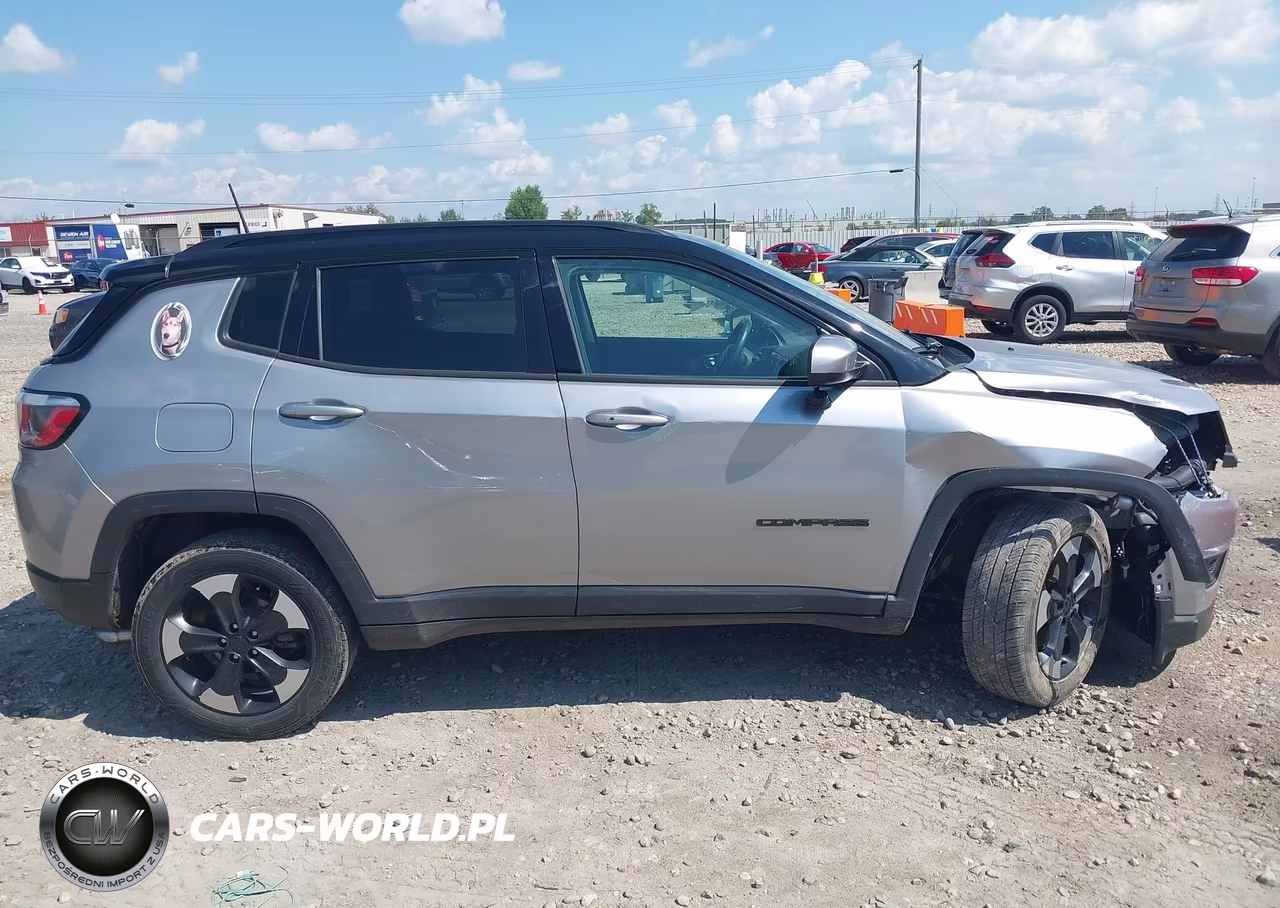 2019 Jeep Compass Altitude 4X4 VIN:3C4NJDBBXKT621292 - 14
