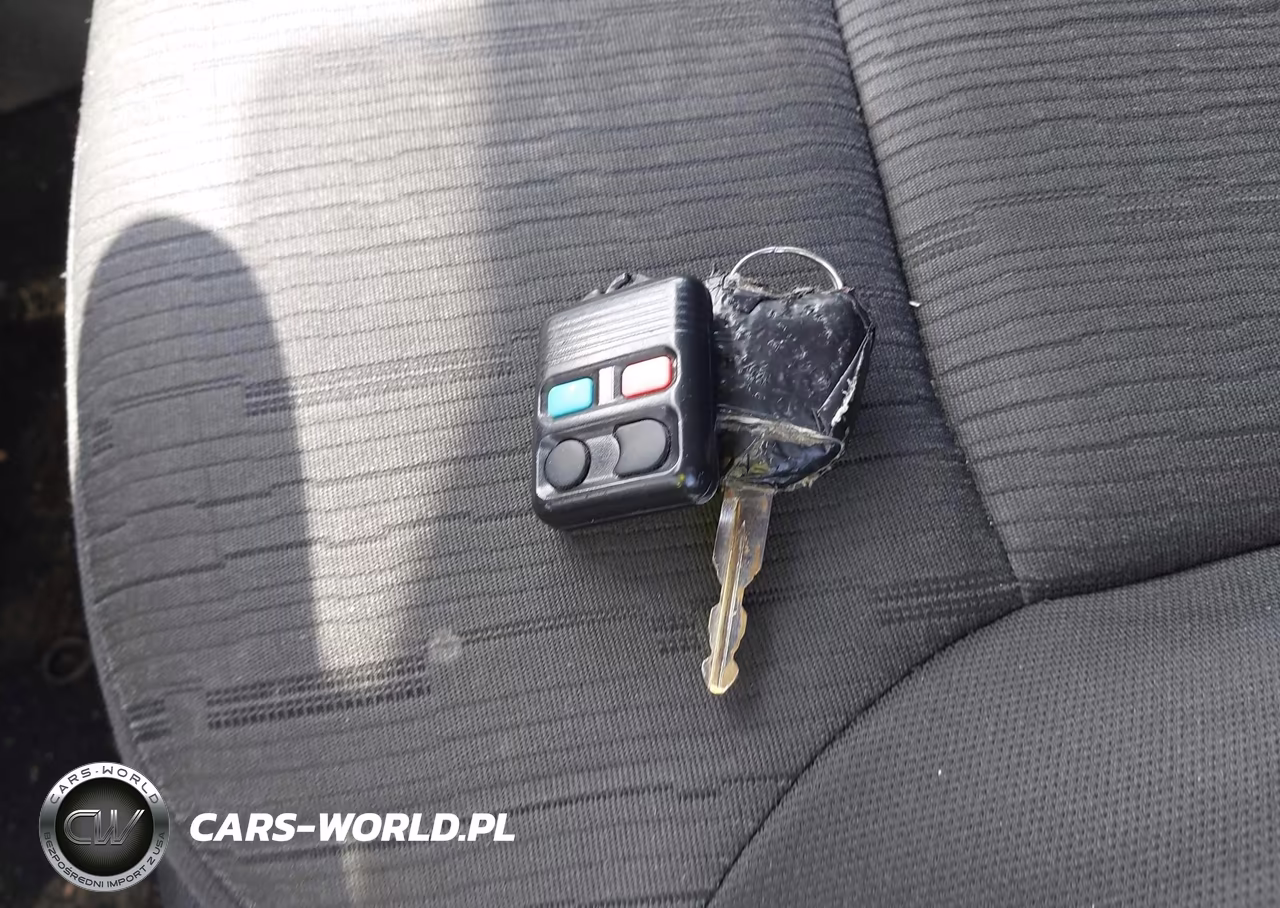 2009 Ford Focus Se VIN:1FAHP35N79W258746 - 11
