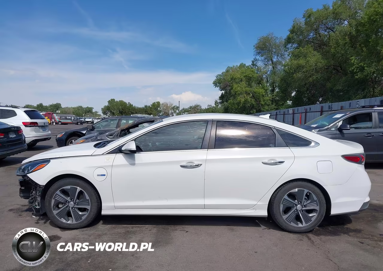 2019 Hyundai Sonata Plug-In Hybrid VIN:KMHE14L22KA089151 - 14
