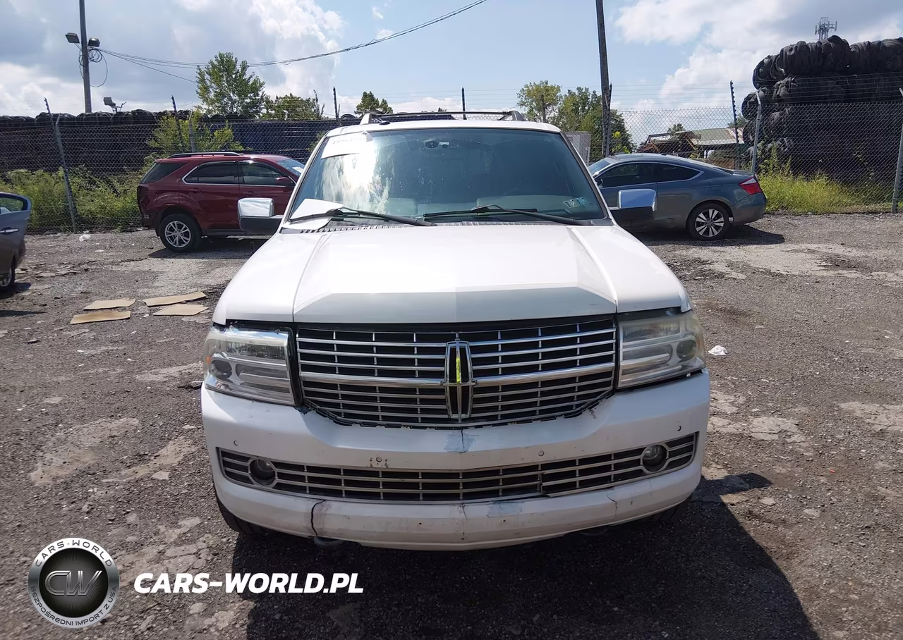 2011 Lincoln Navigator VIN:5LMJJ2J52BEJ09615 - 11