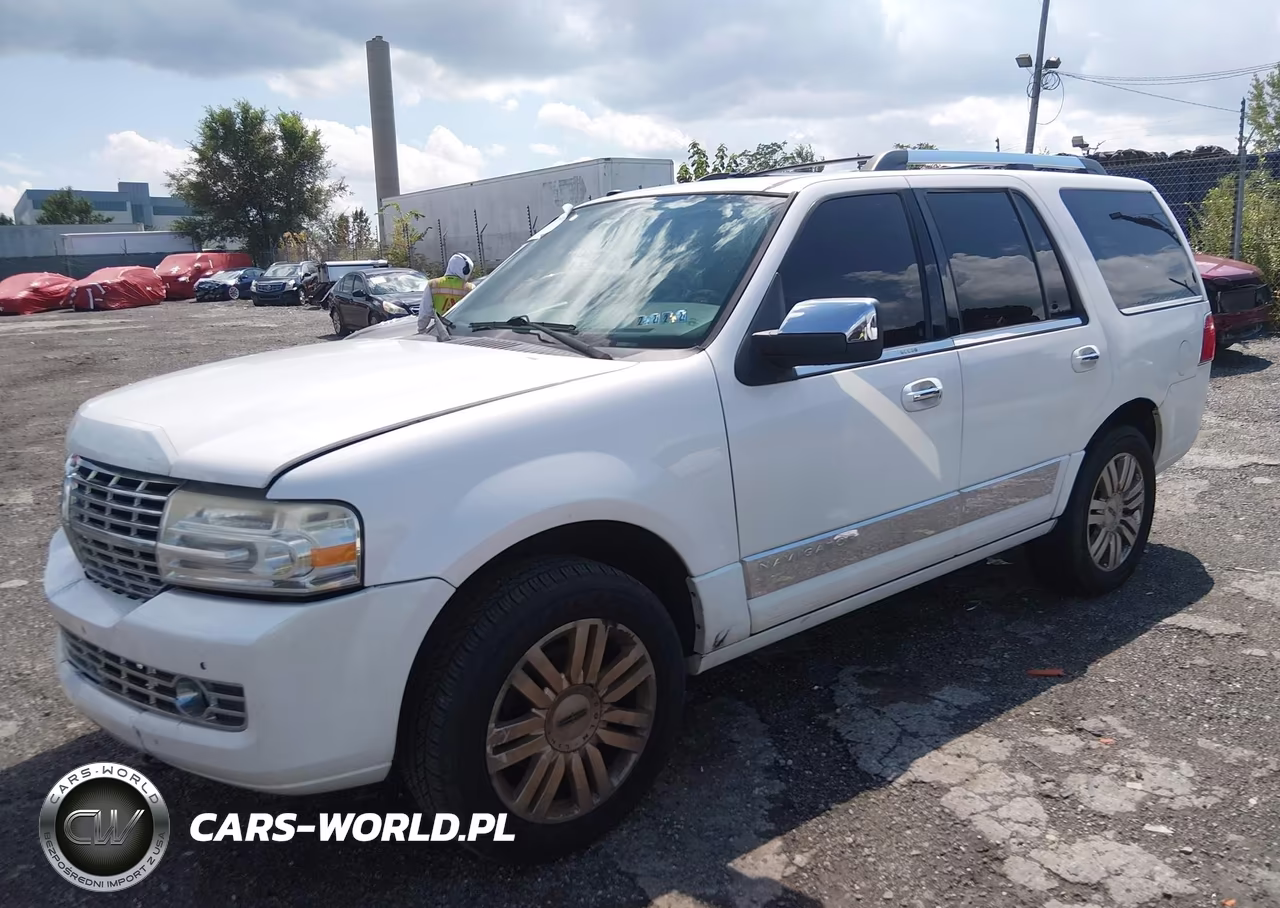 2011 Lincoln Navigator VIN:5LMJJ2J52BEJ09615 - 2