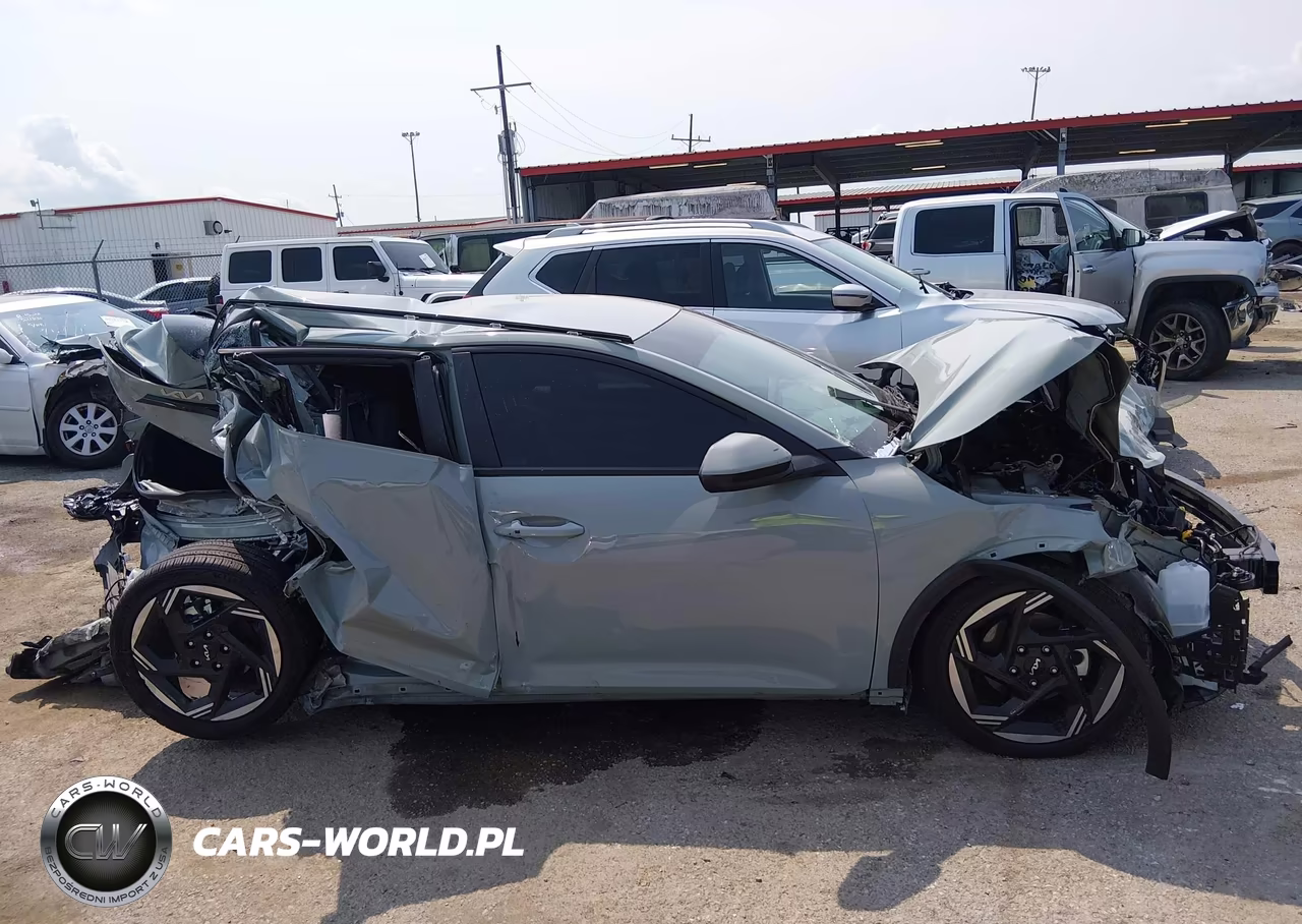 2025 Kia K4 Ex VIN:3KPFU4DE5SE180274 - 12