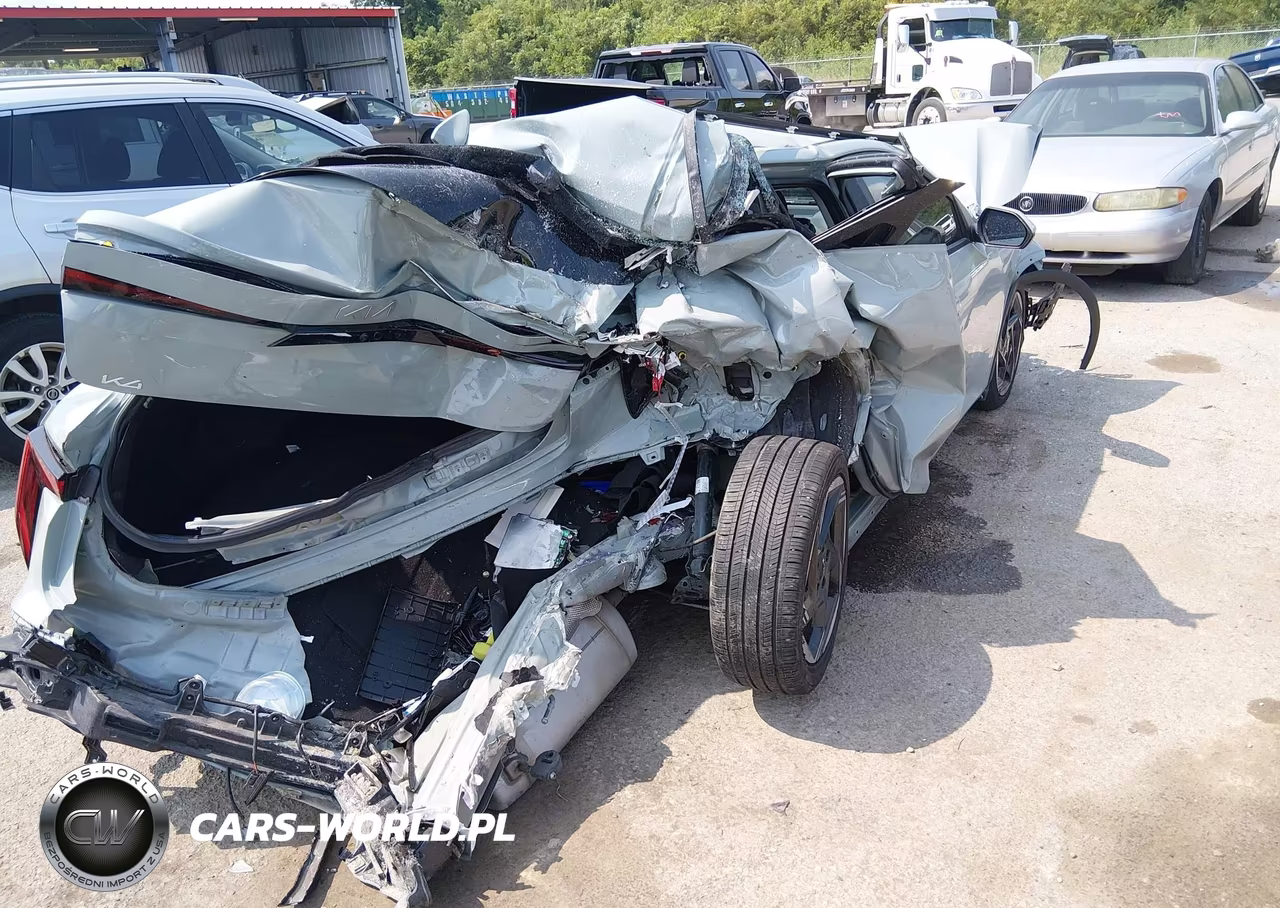 2025 Kia K4 Ex VIN:3KPFU4DE5SE180274 - 4