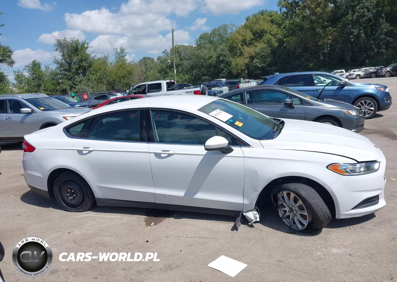 2016 Ford Fusion S VIN:3FA6P0G74GR156728 - 14