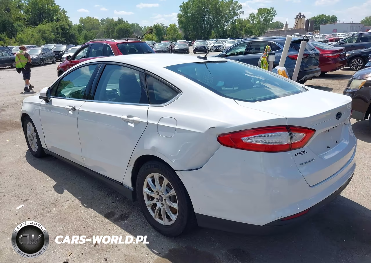 2016 Ford Fusion S VIN:3FA6P0G74GR156728 - 3