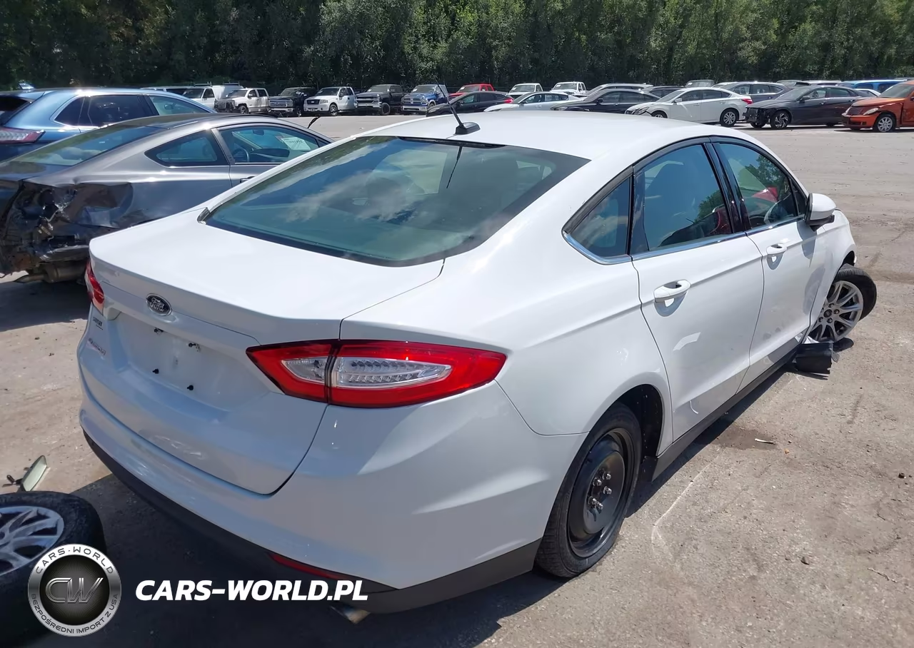 2016 Ford Fusion S VIN:3FA6P0G74GR156728 - 4