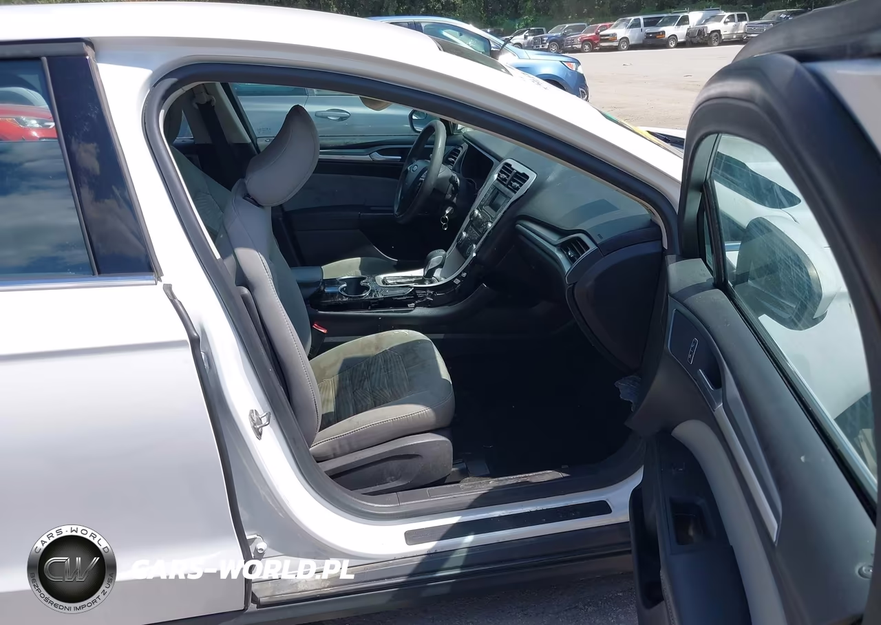 2016 Ford Fusion S VIN:3FA6P0G74GR156728 - 5