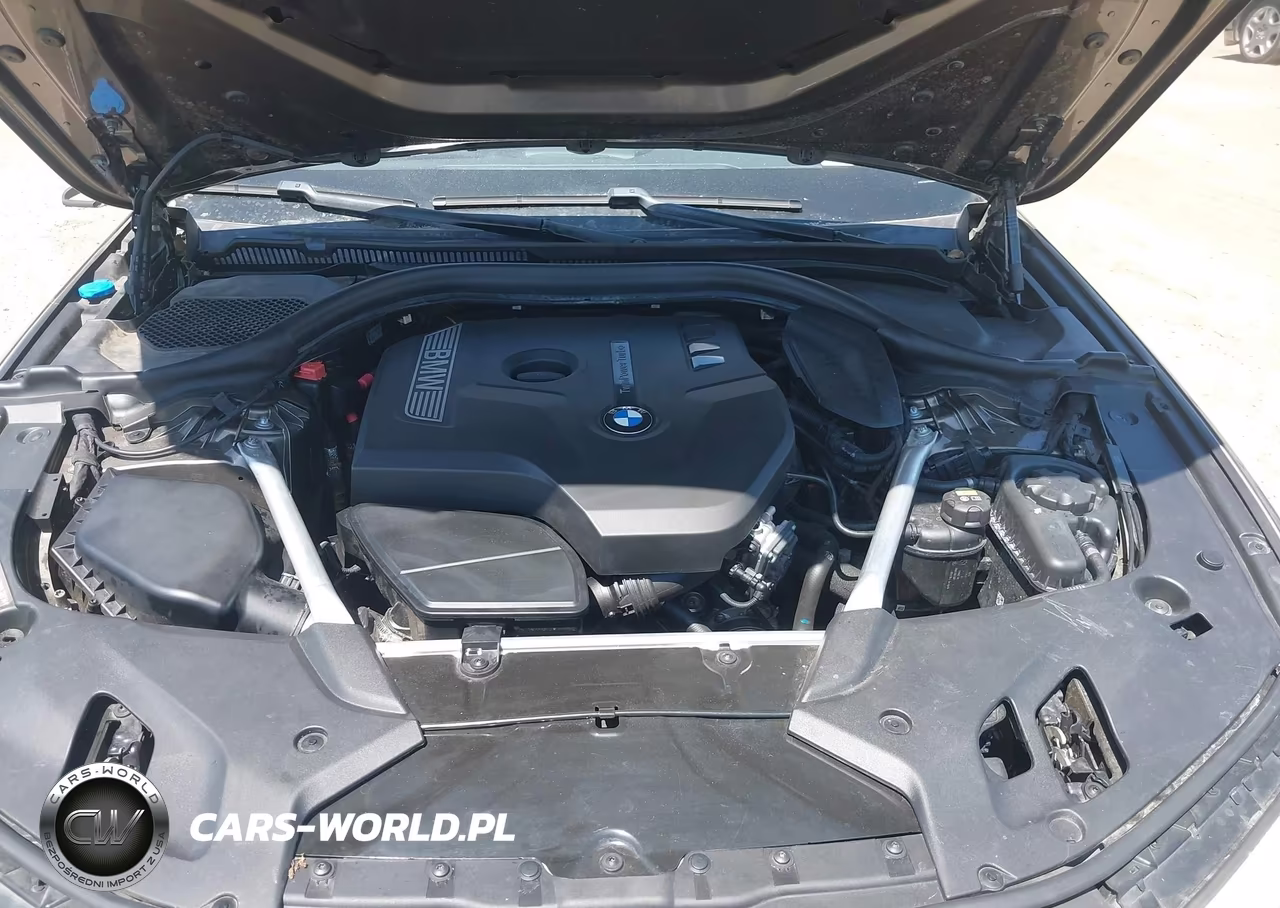 2018 BMW 530I VIN:WBAJA5C53JWA39914 - 10