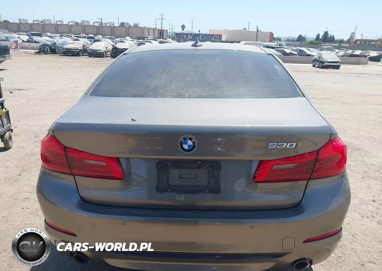2018 BMW 530I VIN:WBAJA5C53JWA39914 - 16