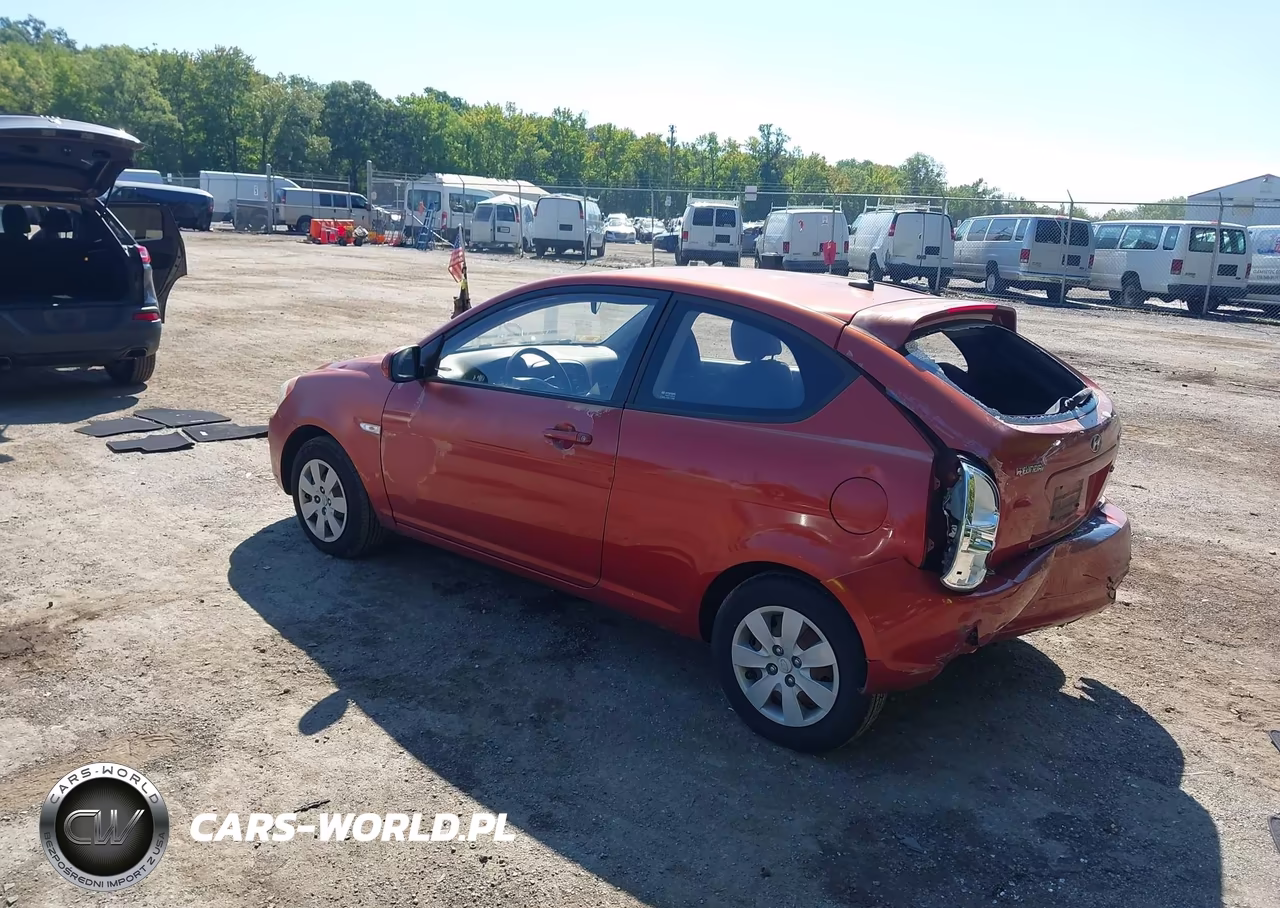 2010 Hyundai Accent Gs VIN:KMHCM3AC1AU151530 - 3