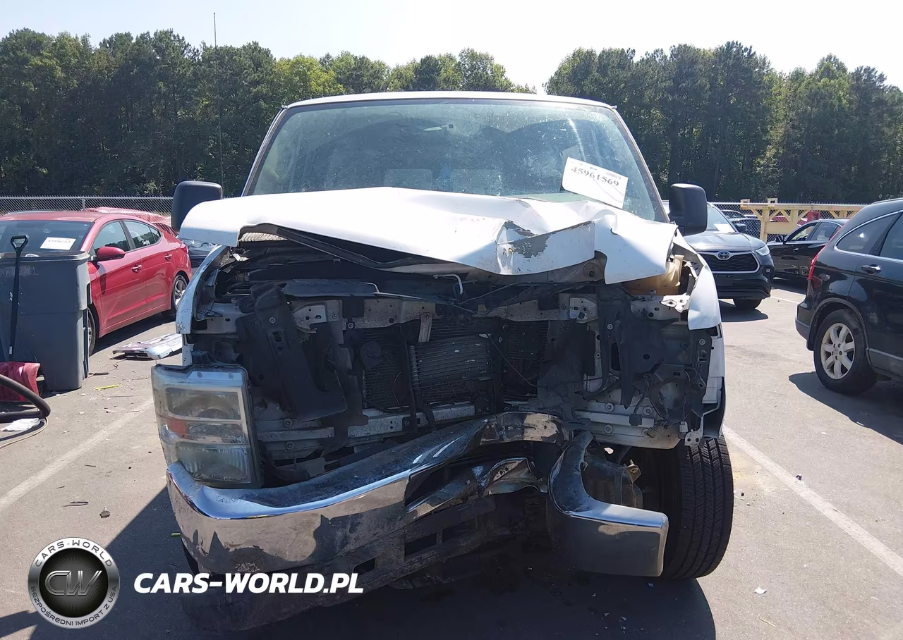 2012 Ford E-350 Super Duty Xlt VIN:1FBNE3BL7CDA89325 - 13