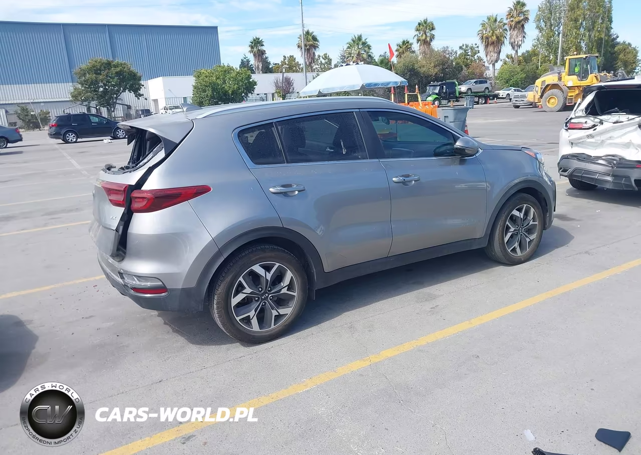 2020 Kia Sportage Ex VIN:KNDPN3AC3L7720902 - 4