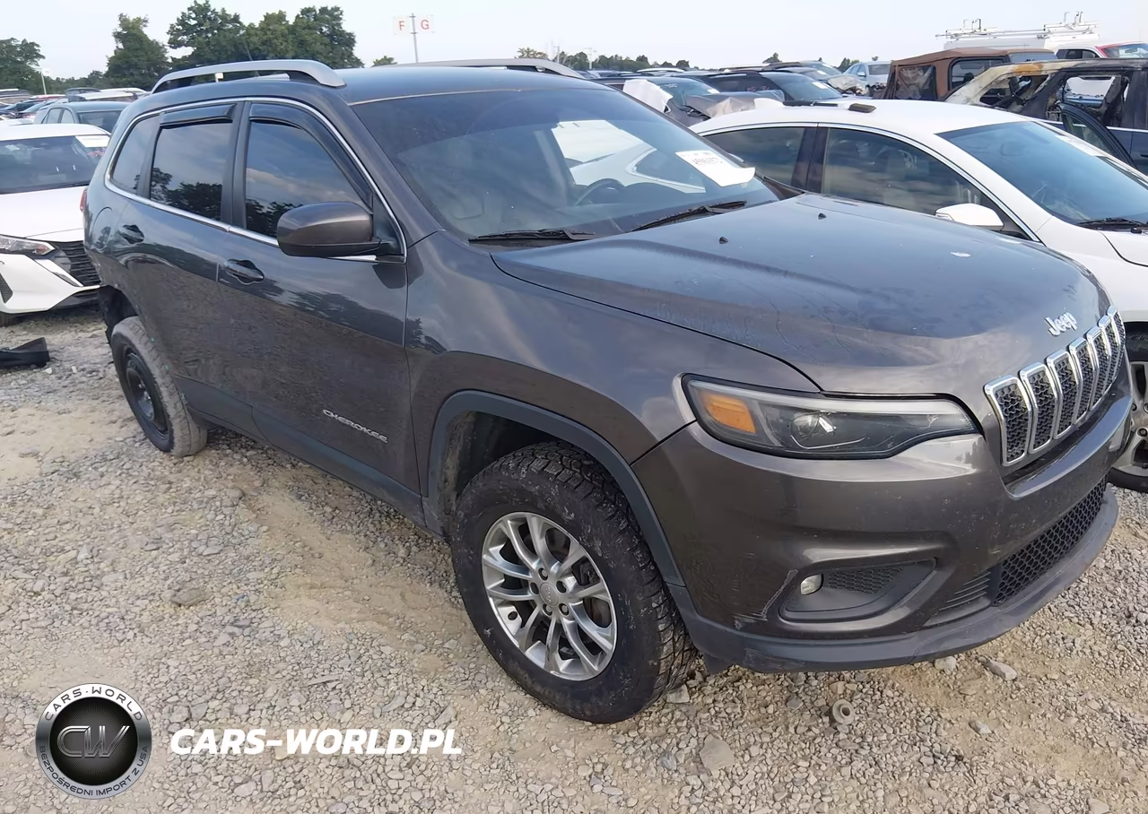 2019 Jeep Cherokee Latitude Plus 4X4 VIN:1C4PJMLB6KD198868 - 1
