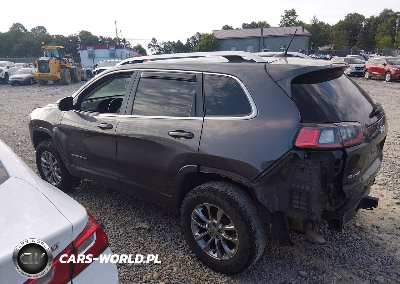 2019 Jeep Cherokee Latitude Plus 4X4 VIN:1C4PJMLB6KD198868 - 15