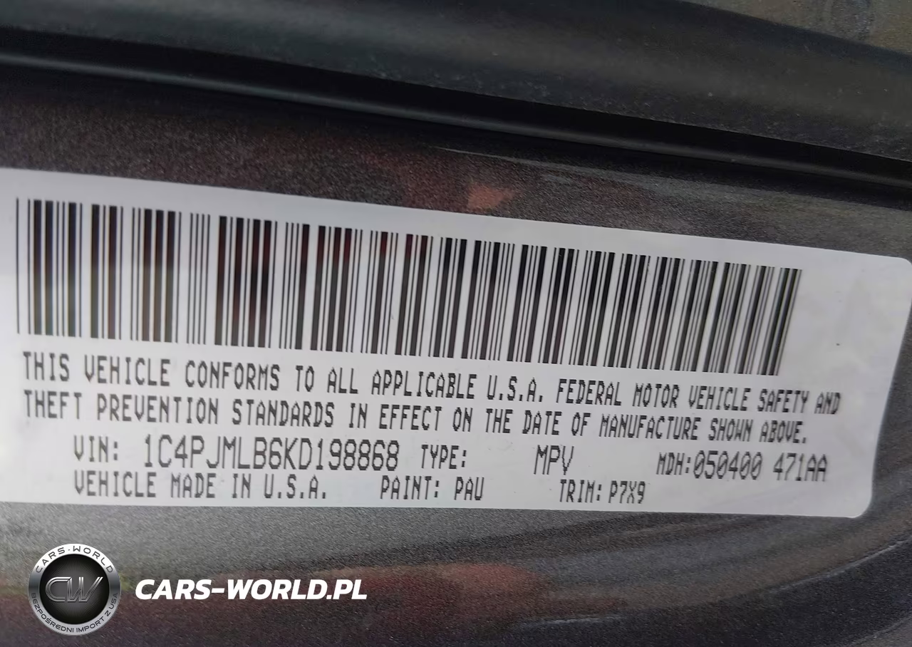 2019 Jeep Cherokee Latitude Plus 4X4 VIN:1C4PJMLB6KD198868 - 9