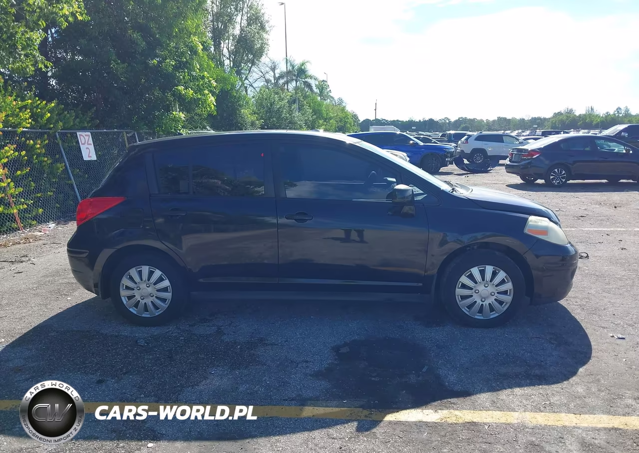 2011 Nissan Versa 1.8S VIN:3N1BC1CP7BL384317 - 13