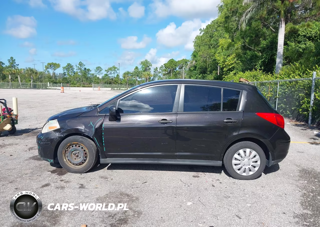 2011 Nissan Versa 1.8S VIN:3N1BC1CP7BL384317 - 14