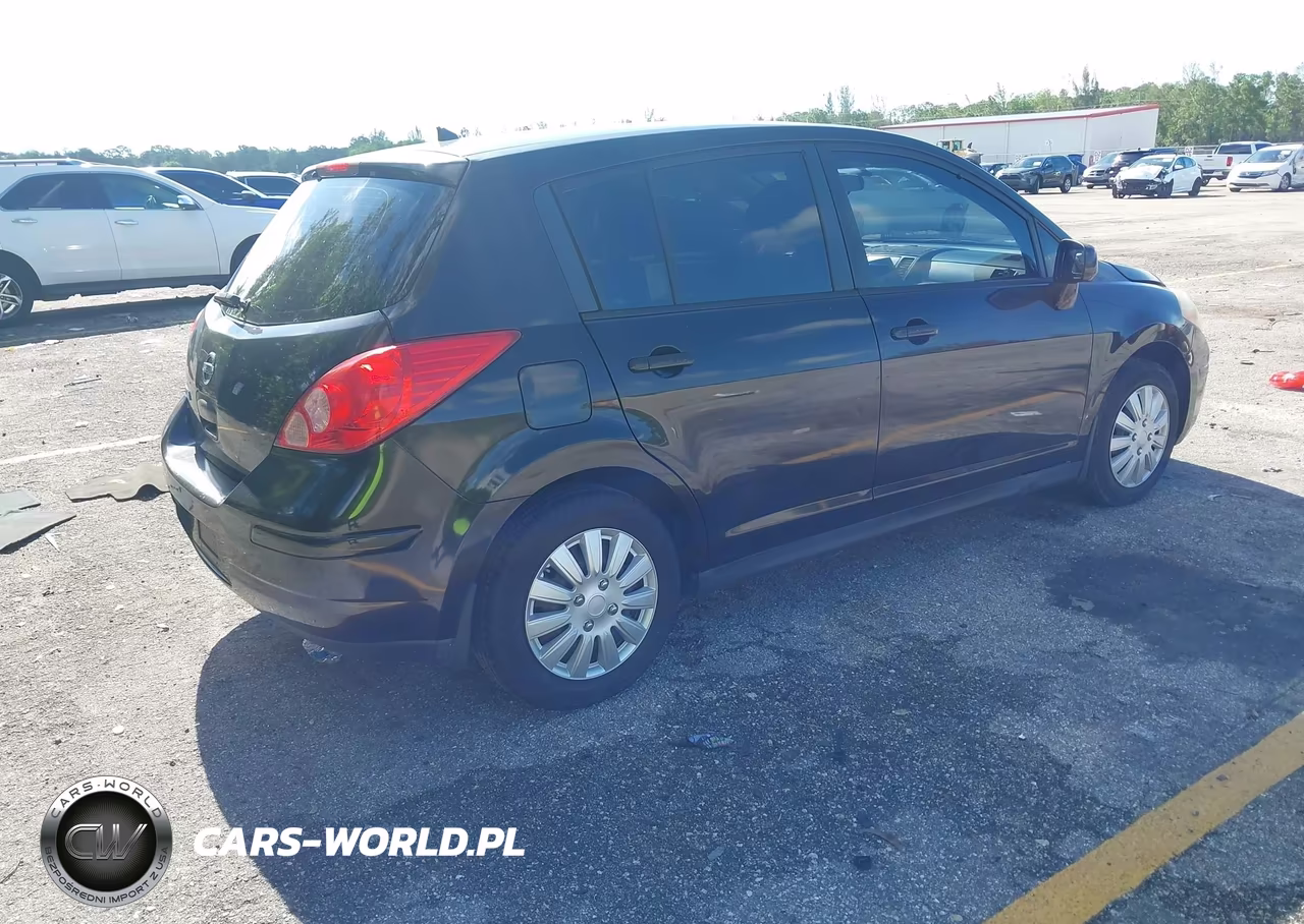 2011 Nissan Versa 1.8S VIN:3N1BC1CP7BL384317 - 4