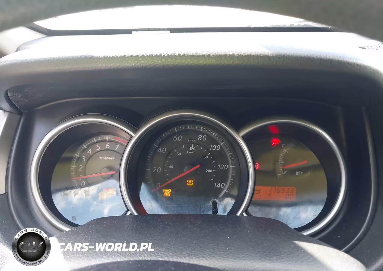 2011 Nissan Versa 1.8S VIN:3N1BC1CP7BL384317 - 7