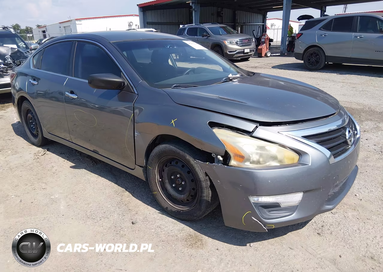 2014 Nissan Altima 2.5 S – zdjęcie 1 z 11