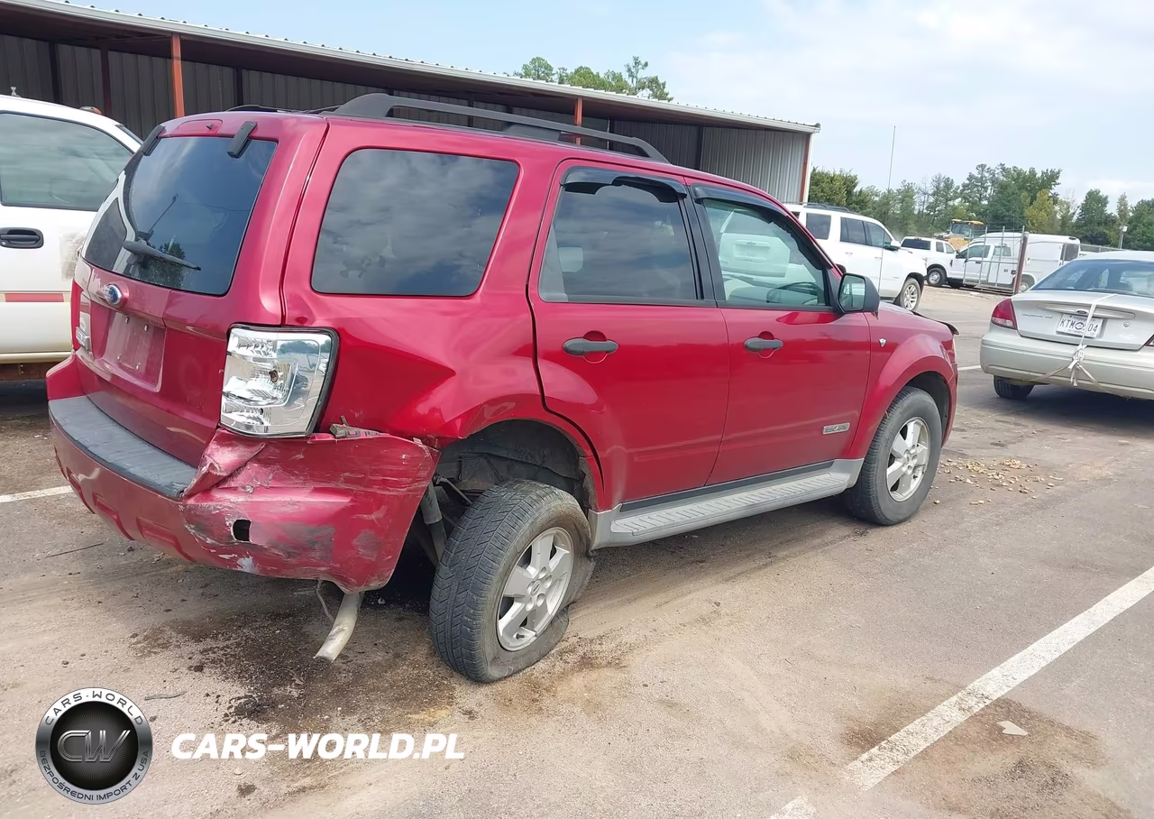 2008 Ford Escape Xlt VIN:1FMCU03108KE38356 - 4