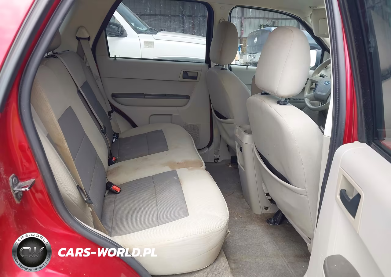 2008 Ford Escape Xlt VIN:1FMCU03108KE38356 - 8