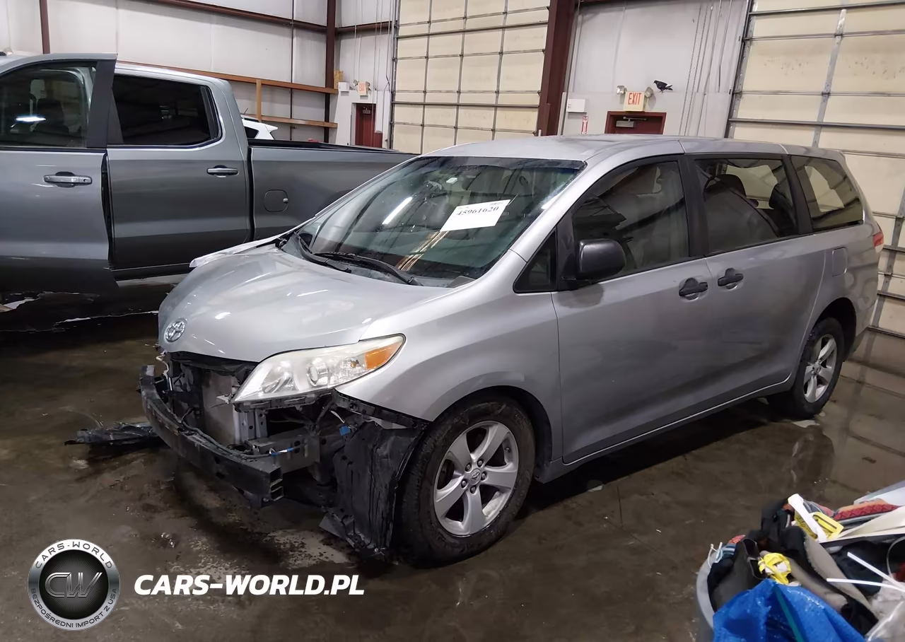 2012 Toyota Sienna Base 7 Passenger VIN:5TDKA3DC7CS014085 - 2