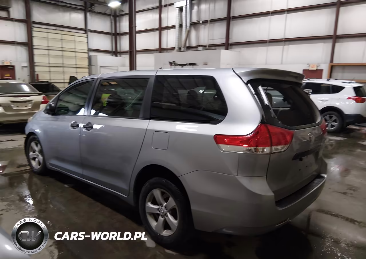 2012 Toyota Sienna Base 7 Passenger VIN:5TDKA3DC7CS014085 - 3