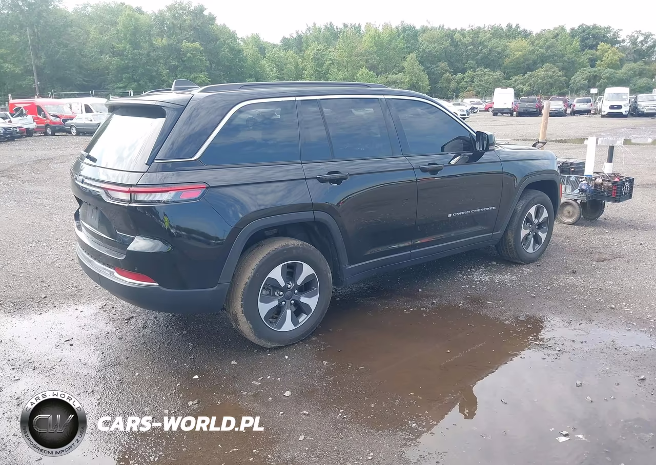 2024 Jeep Grand Cherokee 4Xe VIN:1C4RJYB69RC113820 - 4