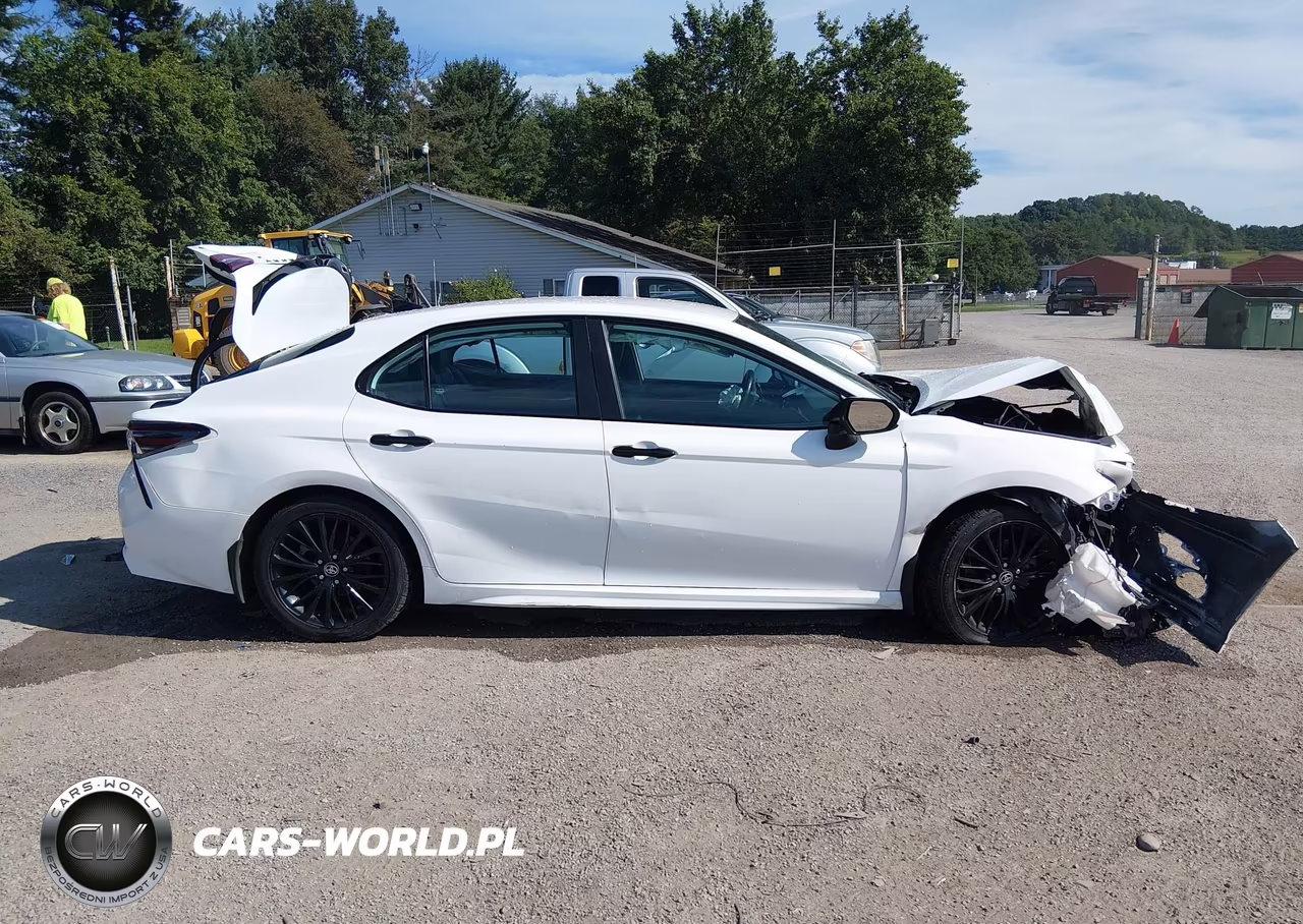 2021 Toyota Camry Se Nightshade Edition VIN:4T1G11AKXMU402863 - 14